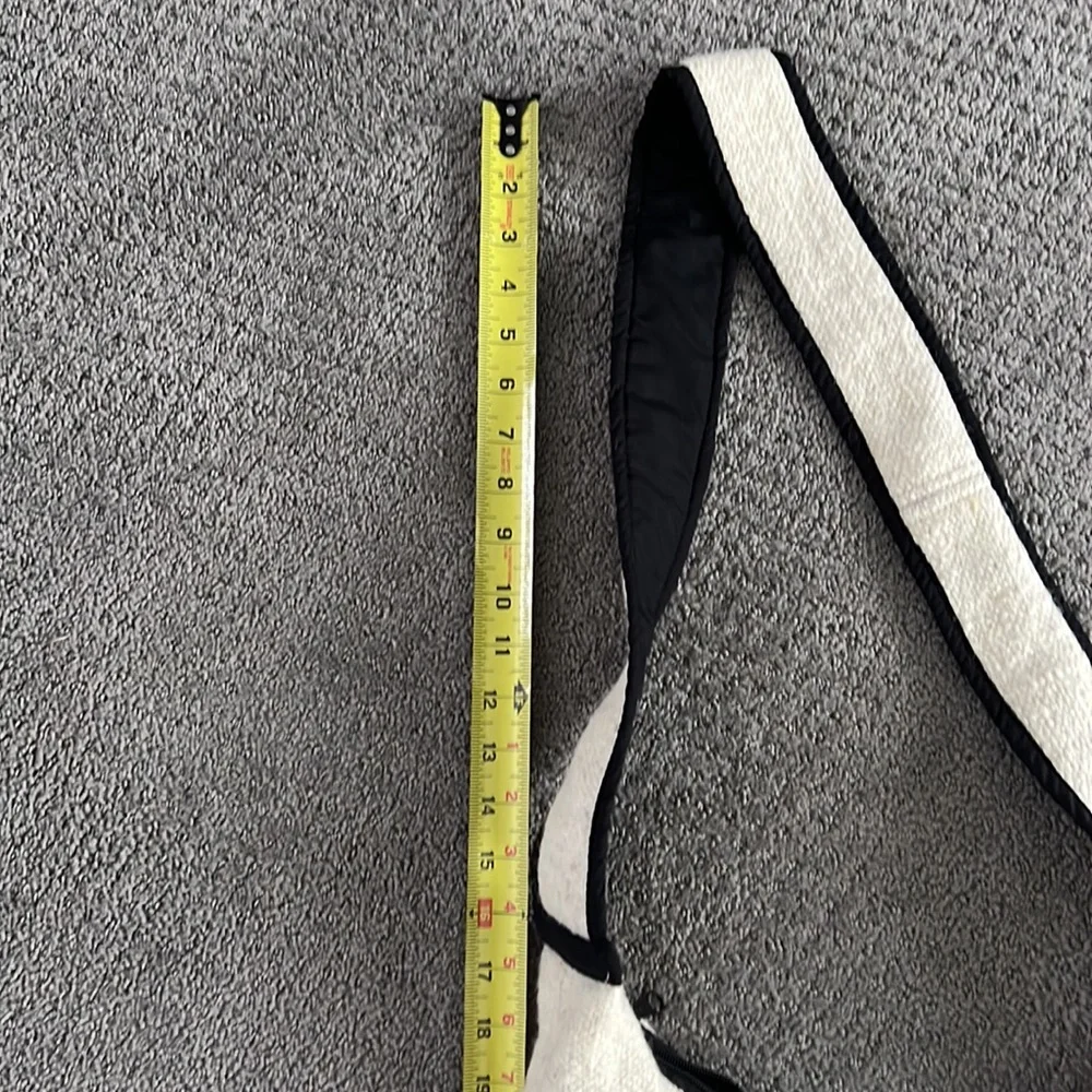 NEW 100% Wool Small Crossbody Messenger Bag - Picture 7 of 9